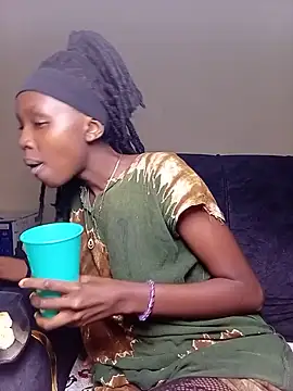 Petite_Nana webkamerás műsora