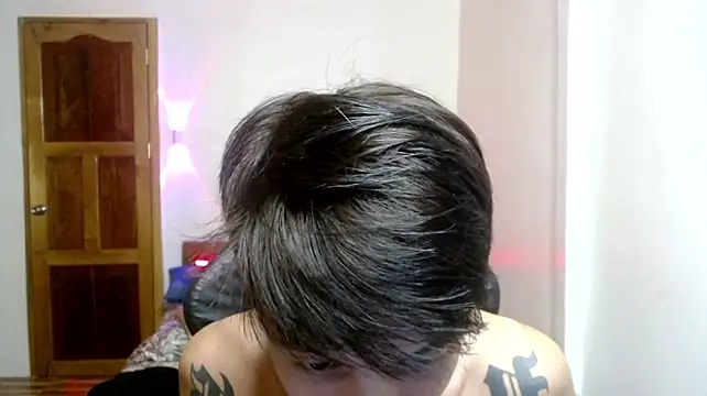 Hiraya__0 Pertunjukan Webcam