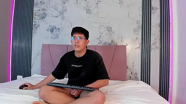 Midnight_Duo_1のウェブカメラショー
