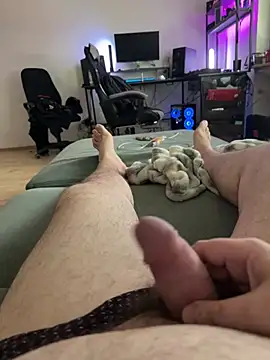 leoleo1703 webkamerás műsora