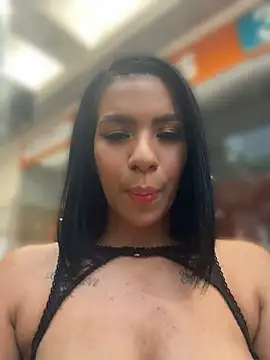 AlaiaStearling_ – Naživo XXX chat