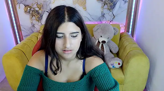 sofia_sweet_m Show in webcam