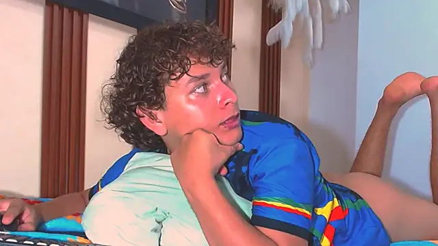 adrielsex18 Webcam-Show