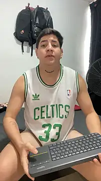 Fozil_Dvice's Webcam Show