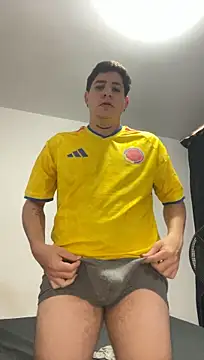 Fozil_Dvice's Webcam Show