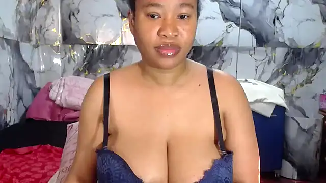 دردشة BigAreola26 الجنسية المباشرة