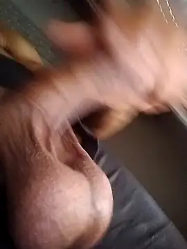 عرض كام Demillvan