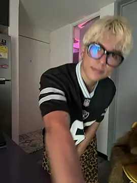 DarkoFranko webcam show