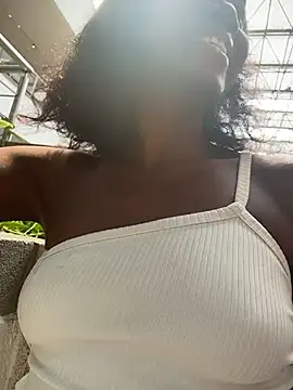 Sarah_CarterのライブXXXチャット