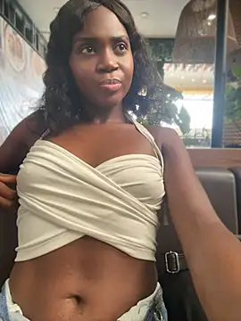 Chat +18 de Sarah_Carter ao vivo