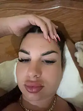Alma_170900 webcam show