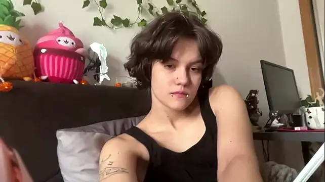 Show modela HeyFriren na web-kameri