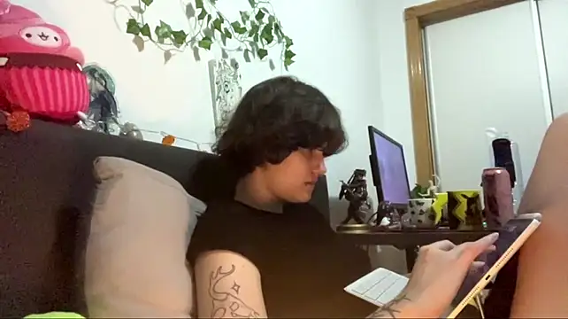 HeyFriren's Live XXX Chat