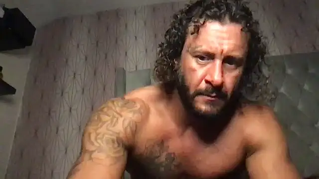 Magic_Mike_666 Show in webcam