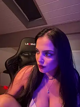 LunnaVeyn Live XXX chat