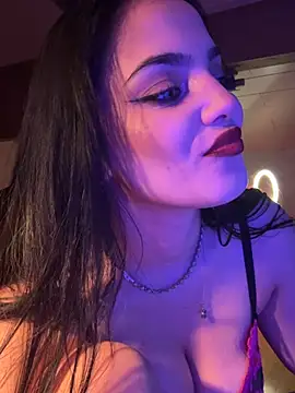 LunnaVey Live XXX-Chat