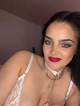 LunnaVeyn Live XXX chat
