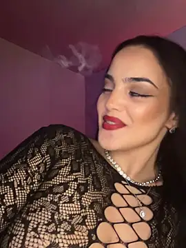 LunnaVeyn Live XXX chat