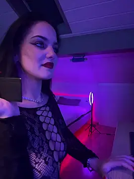 LunnaVey's Live XXX Chat