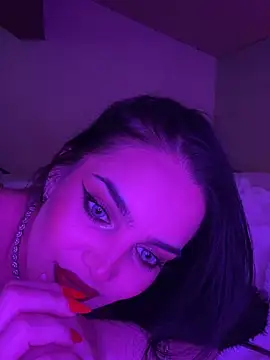 LunnaVey Webcam show