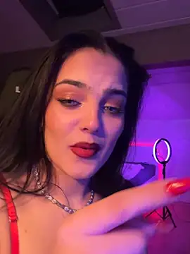 LunnaVey 网络视讯表演