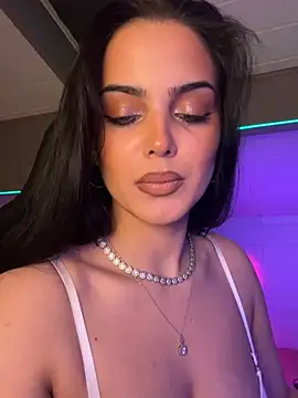 LunnaVey élő XXX-chatje