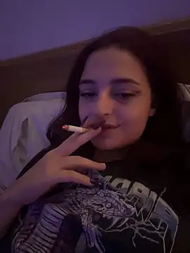 shotsaftermidnight XXX чат на живо