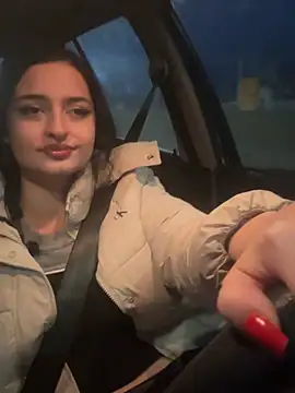 DelyraMko 在線直播表演