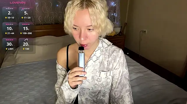 EvaTequilaDry's Live XXX Chat