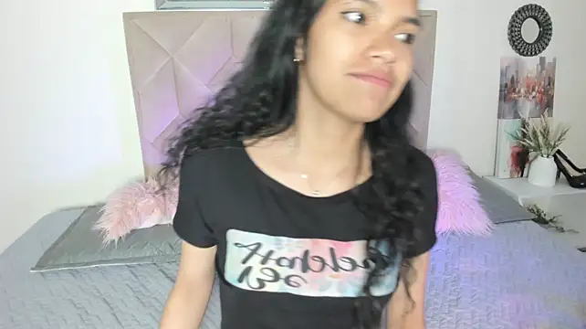 Amarilis_Lily élő XXX-chatje