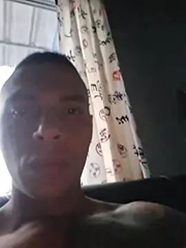 Andrezzz69 webcam show