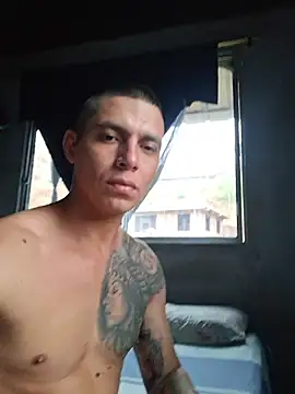 Andrezzz69 在線直播表演
