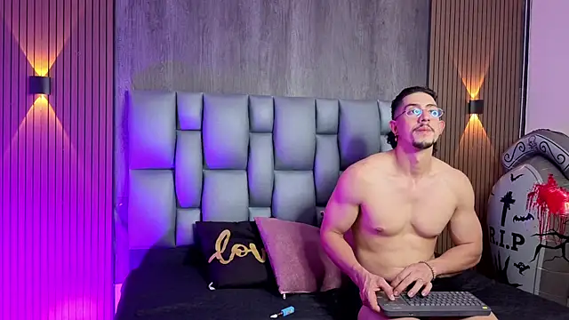 _Dante_11 Webcam Show