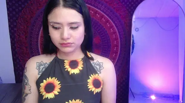 valkyrie_moon Show Webcam