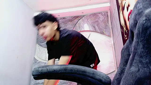 Tyler_schoby Pertunjukan Webcam