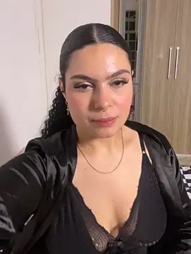 Babyellenn XXX чат на живо