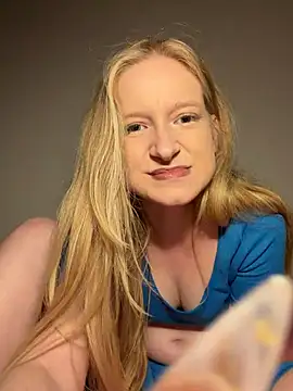 MissDirtySecretn Webbikameraesitys