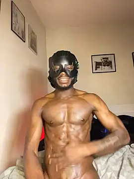 Pokazy przed kamerką – MaskDaddy