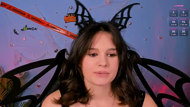 Pokazy przed kamerką – melena_sky