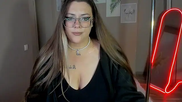 XXX chat uživo modela MiraTorson