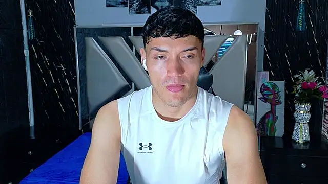 Aron_Darkx Pertunjukan Webcam