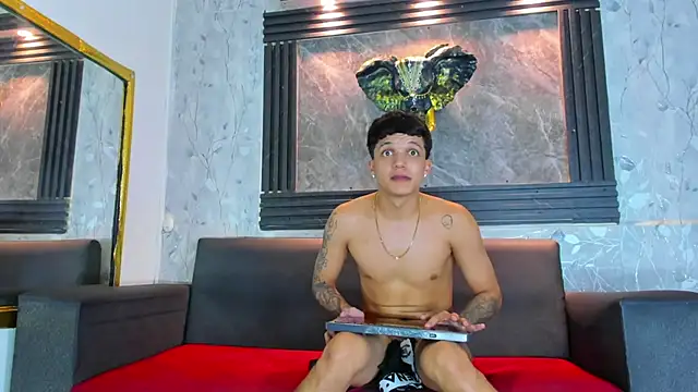Apolo_Blessed webcam show