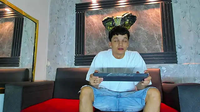 Apolo_Blessed Show in webcam