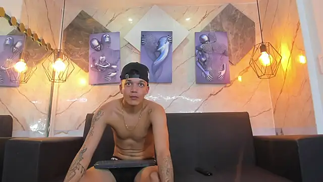 Apolo_Blessed Webcam Show
