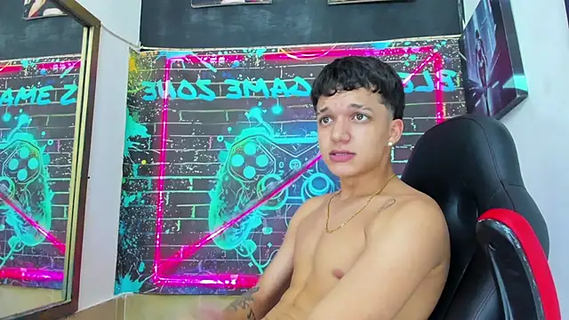 Apolo_Blessed's Webcam Show