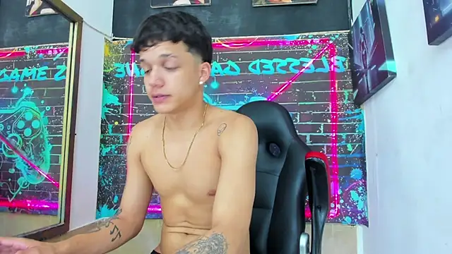 Apolo_Blessed Webcam-Show