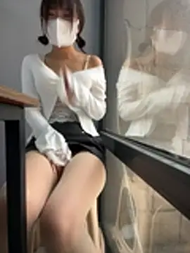 צ'אט XXX בשידור חי של Joliee7