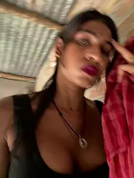 Pokazy przed kamerką – Decent_girl_001