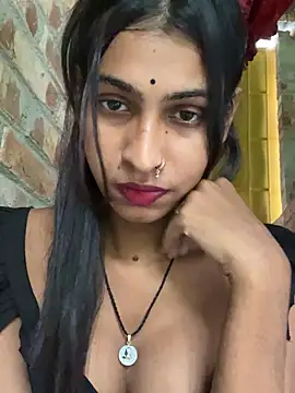 Decent_girl_001: διαδικτυακό σόου στην κάμερα