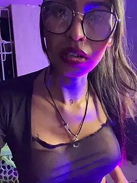 Decent_girl_001: вебкам-шоу
